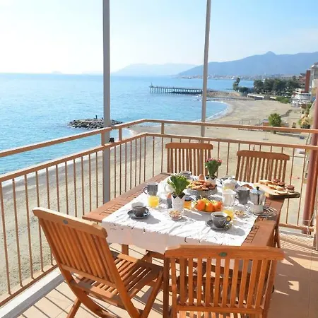 Fronte Mare 2 Apartment *